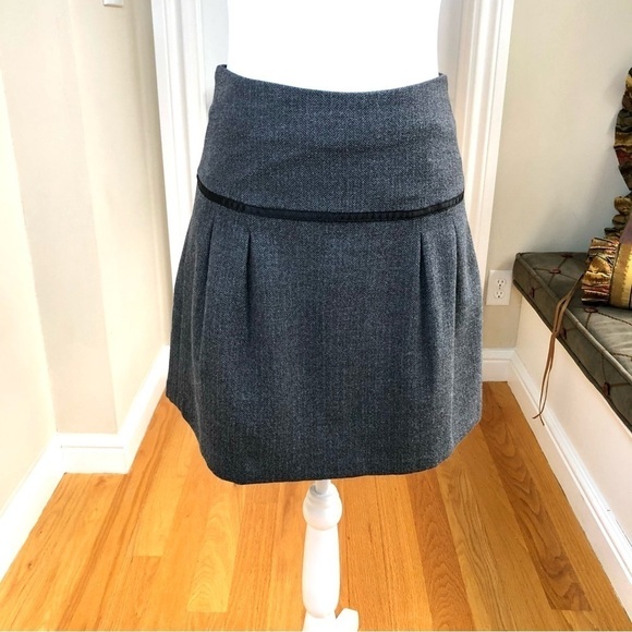 Naf Naf Skirt Drop Waist Gray Herringbone with Ribbon and Pleat Detail (34/2) - Picture 1 of 8